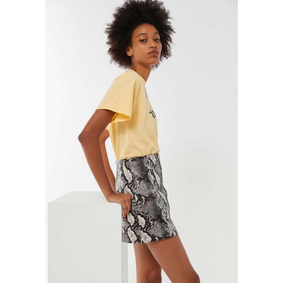 UO Siren Snake Print Snap Front Mini Skirt Size S - Picture 6 of 10